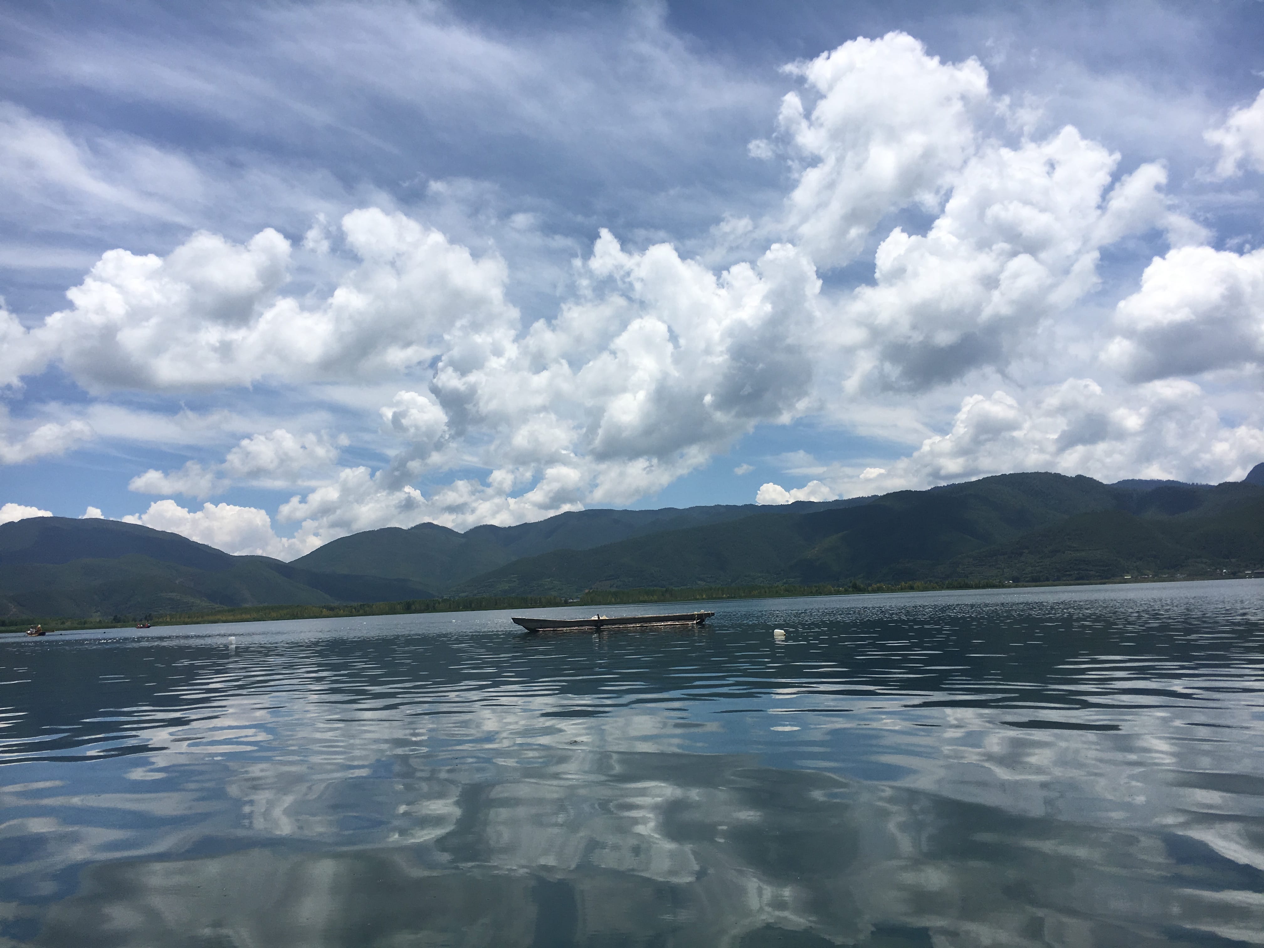 泸沽湖